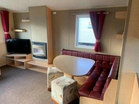 Skipsea Sands Holiday Park - Holiday Accommodation 21855 - North Yorkshire (incl. Whitby) - 1188257 - thumbnail photo 2