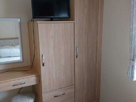 Unity Holiday Resort - Holiday Accommodation 21858 - Somerset & Wiltshire - 1188260 - thumbnail photo 3