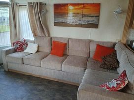 Greenfields Holiday Park - Holiday Accommodation 21861 - Mid Wales - 1188262 - thumbnail photo 2