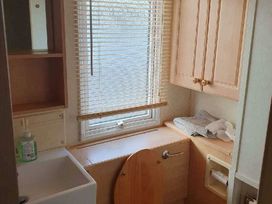 Greenfields Holiday Park - Holiday Accommodation 21861 - Mid Wales - 1188262 - thumbnail photo 8