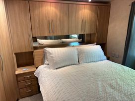 Aberystwyth Holiday Village - Holiday Accommodation 21868 - Mid Wales - 1188268 - thumbnail photo 9