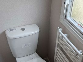 Kiln Park Holiday Park - Holiday Accommodation 21878 - South Wales - 1188275 - thumbnail photo 11