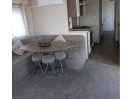 Golden Palm Resort - Holiday Accommodation 21882 - Lincolnshire - 1188277 - thumbnail photo 3