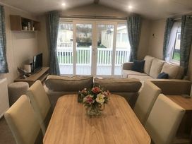 Skipsea Sands Holiday Park - Holiday Accommodation 21884 - North Yorkshire (incl. Whitby) - 1188279 - thumbnail photo 3