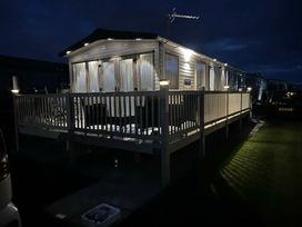 Coastfield Holiday Village - Holiday Accommodation 21890 - Lincolnshire - 1188282 - thumbnail photo 2