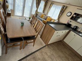 Coastfield Holiday Village - Holiday Accommodation 21890 - Lincolnshire - 1188282 - thumbnail photo 3