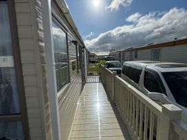 Coastfield Holiday Village - Holiday Accommodation 21890 - Lincolnshire - 1188282 - thumbnail photo 5