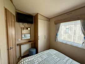 Golden Sands Kinmel Bay - Holiday Accommodation 21898 - North Wales - 1188289 - thumbnail photo 16