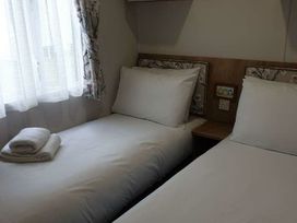 Hoburne Naish - Holiday Accommodation 21903 - Hampshire - 1188293 - thumbnail photo 4