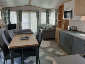 Hoburne Naish - Holiday Accommodation 21903 - Hampshire - 1188293 - thumbnail photo 6