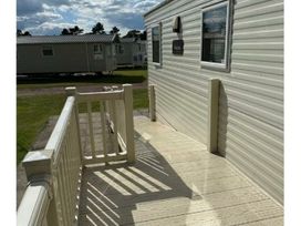 Seton Sands Caravan Park - Holiday Accommodation 21913 - Scottish Lowlands - 1188302 - thumbnail photo 17