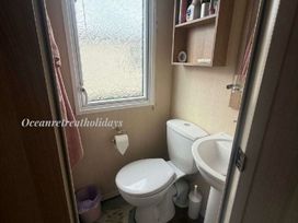 Ocean Heights Leisure Park - Holiday Accommodation 21916 - Mid Wales - 1188305 - thumbnail photo 14