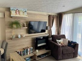 Freshwater Beach Holiday Park - Holiday Accommodation 21918 - Dorset - 1188307 - thumbnail photo 8