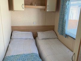 Golden Gate Holiday Centre - Holiday Accommodation 21921 - North Wales - 1188310 - thumbnail photo 10