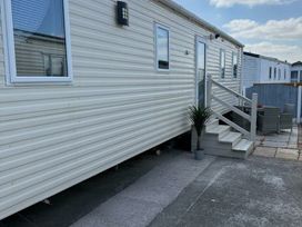 Golden Gate Holiday Centre - Holiday Accommodation 21921 - North Wales - 1188310 - thumbnail photo 14