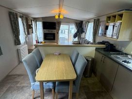 Lydstep Beach - Holiday Accommodation 21923 - South Wales - 1188312 - thumbnail photo 6