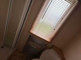 Primrose Valley Holiday Park - Holiday Accommodation 21924 - North Yorkshire (incl. Whitby) - 1188313 - thumbnail photo 12