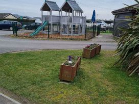 Brightholme Holiday Park - Holiday Accommodation 21925 - Somerset & Wiltshire - 1188314 - thumbnail photo 13