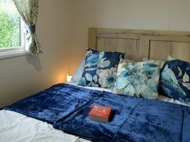 Oakdene Forest Park - Holiday Accommodation 21926 - Hampshire - 1188315 - thumbnail photo 7