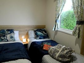 Oakdene Forest Park - Holiday Accommodation 21926 - Hampshire - 1188315 - thumbnail photo 9