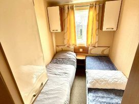 Sand Le Mere Holiday Village - Holiday Accommodation 21927 - North Yorkshire (incl. Whitby) - 1188316 - thumbnail photo 8