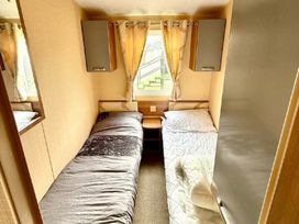 Sand Le Mere Holiday Village - Holiday Accommodation 21927 - North Yorkshire (incl. Whitby) - 1188316 - thumbnail photo 10