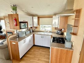Sand Le Mere Holiday Village - Holiday Accommodation 21927 - North Yorkshire (incl. Whitby) - 1188316 - thumbnail photo 11