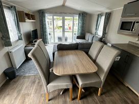 Challaborough Bay Holiday Park - Holiday Accommodation 21937 - Devon - 1188325 - thumbnail photo 5