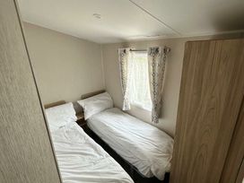 Challaborough Bay Holiday Park - Holiday Accommodation 21937 - Devon - 1188325 - thumbnail photo 11