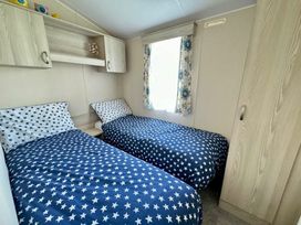 Hoburne Cotswolds - Holiday Accommodation 21942 - Somerset & Wiltshire - 1188330 - thumbnail photo 4