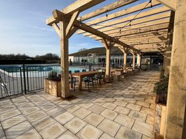 Hoburne Cotswolds - Holiday Accommodation 21942 - Somerset & Wiltshire - 1188330 - thumbnail photo 10