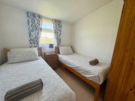 Hoburne Cotswolds - Holiday Accommodation 21948 - Somerset & Wiltshire - 1188336 - thumbnail photo 10