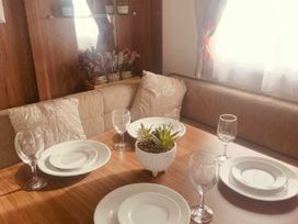 Clarach Bay Holiday Village - Holiday Accommodation 21967 - Mid Wales - 1188350 - thumbnail photo 3