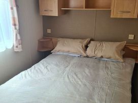Allensbank Holiday Park - Holiday Accommodation 21969 - South Wales - 1188352 - thumbnail photo 6