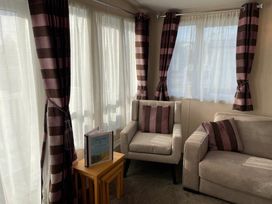 Rockley Park - Holiday Accommodation 21974 - Dorset - 1188356 - thumbnail photo 13