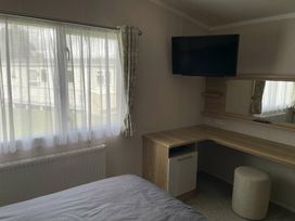 Rockley Park - Holiday Accommodation 21975 - Dorset - 1188357 - thumbnail photo 9