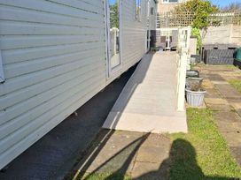 Lido Beach Holiday Park - Holiday Accommodation 21977 - North Wales - 1188359 - thumbnail photo 1