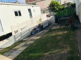 Lido Beach Holiday Park - Holiday Accommodation 21977 - North Wales - 1188359 - thumbnail photo 2