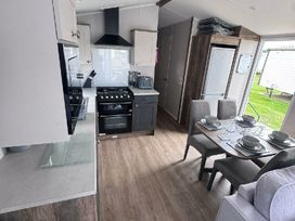 Coastfield Holiday Village - Holiday Accommodation 21990 - Lincolnshire - 1188368 - thumbnail photo 2