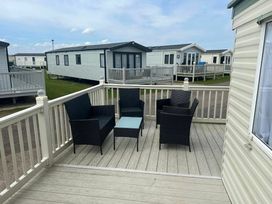Coastfield Holiday Village - Holiday Accommodation 21992 - Lincolnshire - 1188370 - thumbnail photo 3