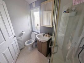 Lizard Point Holiday Park - Holiday Accommodation 21998 - Cornwall - 1188375 - thumbnail photo 10
