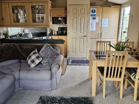Happy Days Holiday Homes - Holiday Accommodation 22006 - Lincolnshire - 1188382 - thumbnail photo 5
