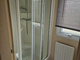 Happy Days Holiday Homes - Holiday Accommodation 22006 - Lincolnshire - 1188382 - thumbnail photo 6
