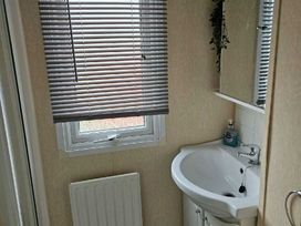 Happy Days Holiday Homes - Holiday Accommodation 22006 - Lincolnshire - 1188382 - thumbnail photo 7