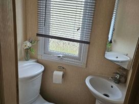 Happy Days Holiday Homes - Holiday Accommodation 22006 - Lincolnshire - 1188382 - thumbnail photo 8