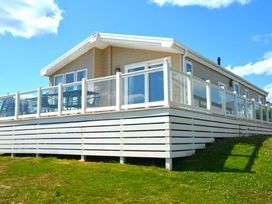 Devon Cliffs Holiday Park - Holiday Accommodation 22011 - Devon - 1188384 - thumbnail photo 1