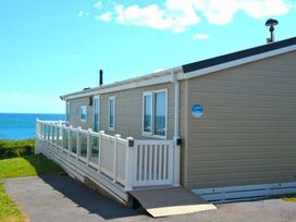 Devon Cliffs Holiday Park - Holiday Accommodation 22011 - Devon - 1188384 - thumbnail photo 2