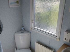 Greenfields Holiday Park - Holiday Accommodation 22017 - Mid Wales - 1188390 - thumbnail photo 15