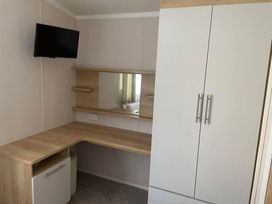 Rockley Park - Holiday Accommodation 22018 - Dorset - 1188391 - thumbnail photo 9