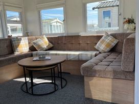 Lido Beach Holiday Park - Holiday Accommodation 22020 - North Wales - 1188393 - thumbnail photo 7